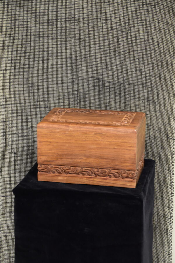 Urn A646