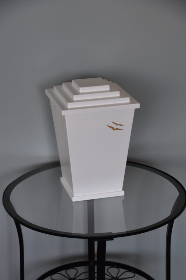 Urn D104W