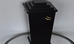 Urn D104B